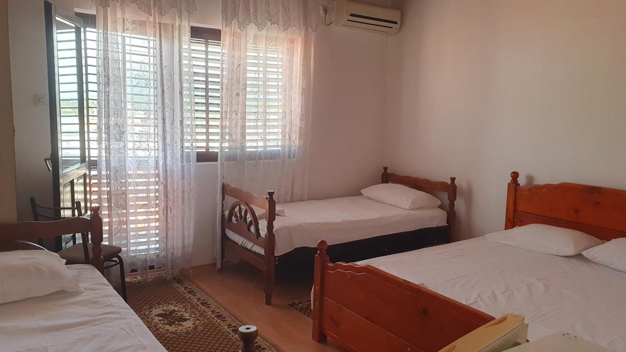 Guesthouse Sinani Ulcinj Exterior foto